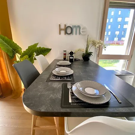 Loft Industriel A Cote De La Defense Daire